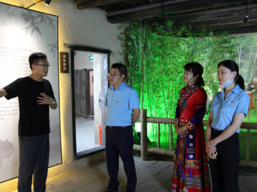 鄂旅投咸寧集團(tuán)與九宮山管委會(huì)聯(lián)合組織黨建調(diào)研活動(dòng)，助力鄉(xiāng)村振興發(fā)展